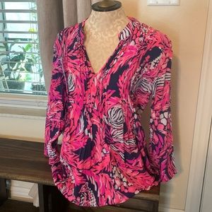 Lilly Pulitzer collarless blouse